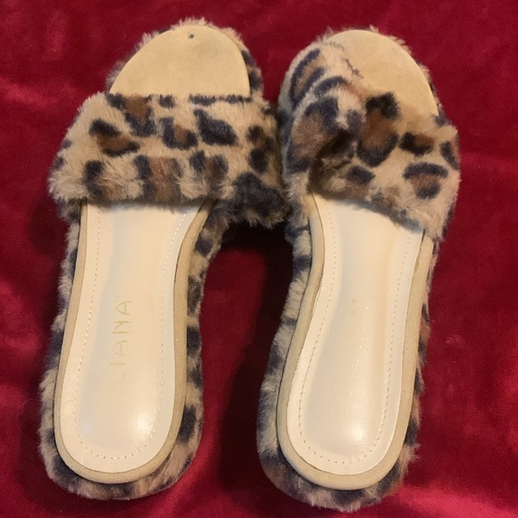 Liliana Leopard Print Fuzzy Faux Fur Slide Flatform Sandals Size 9 - Picture 4 of 7